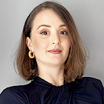 Lina Azzoug, Adm.A., C.M.C.